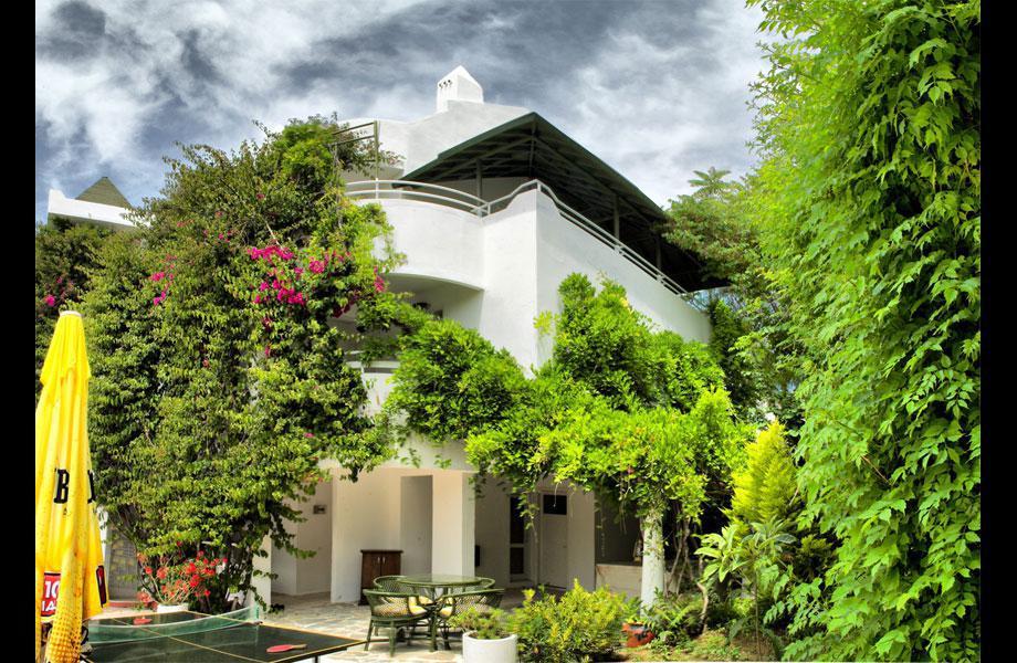 Hotel Golden Gate Kusadası Exterior foto