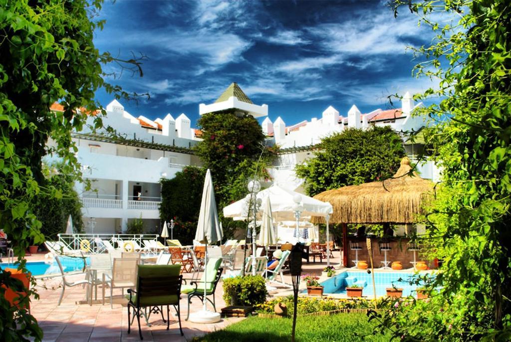 Hotel Golden Gate Kusadası Exterior foto