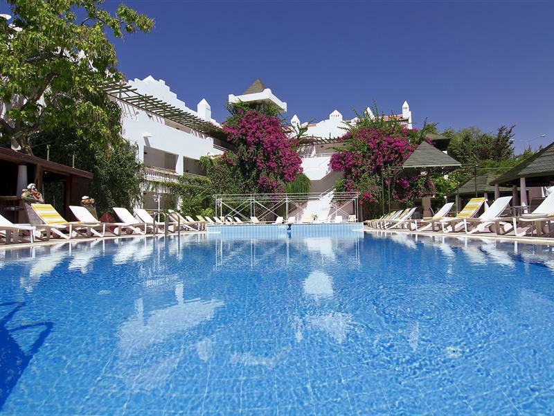 Hotel Golden Gate Kusadası Exterior foto